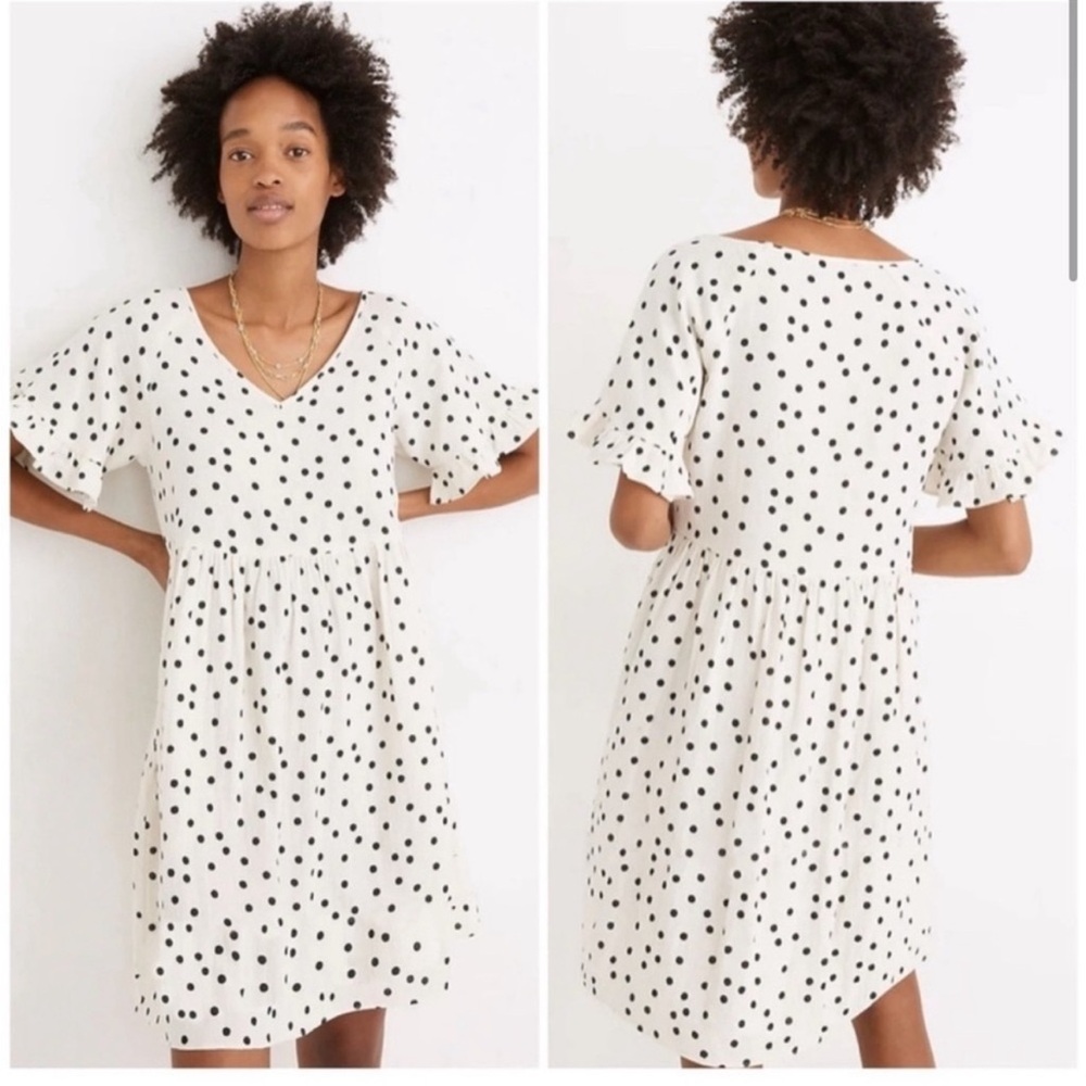 Madewell Lightspun Ruffle-Sleeve Babydoll
Dress in Dot Toss Size medium